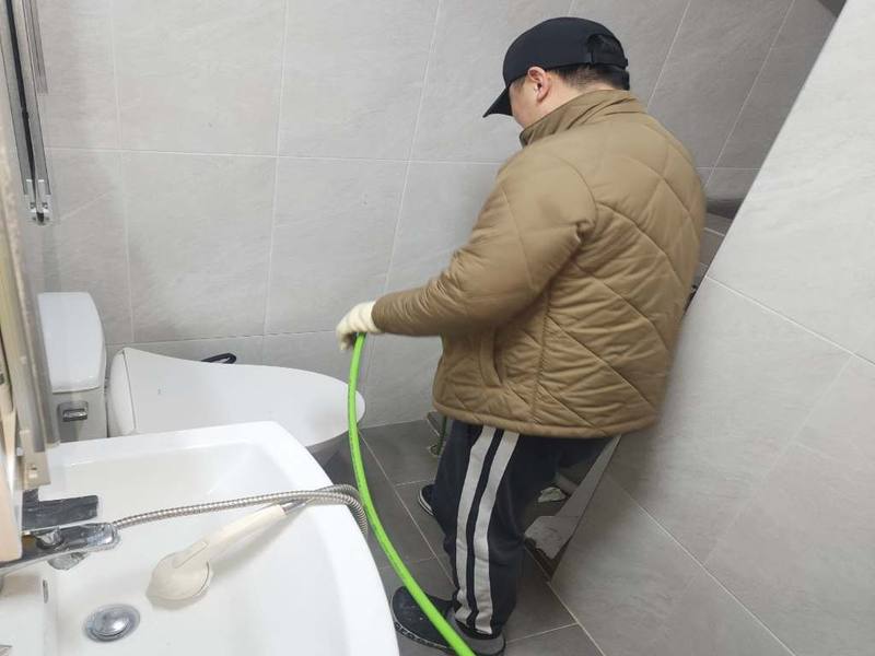 화성 변기막힘 작업사례 6